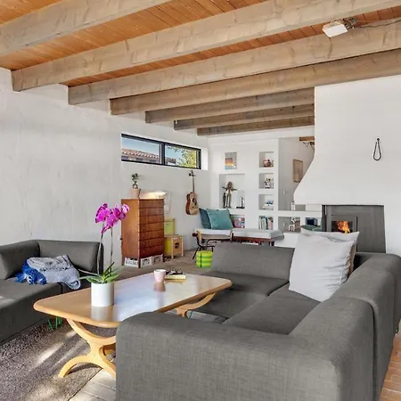 In With Wifi And 3 Bedrooms Vakantiehuis